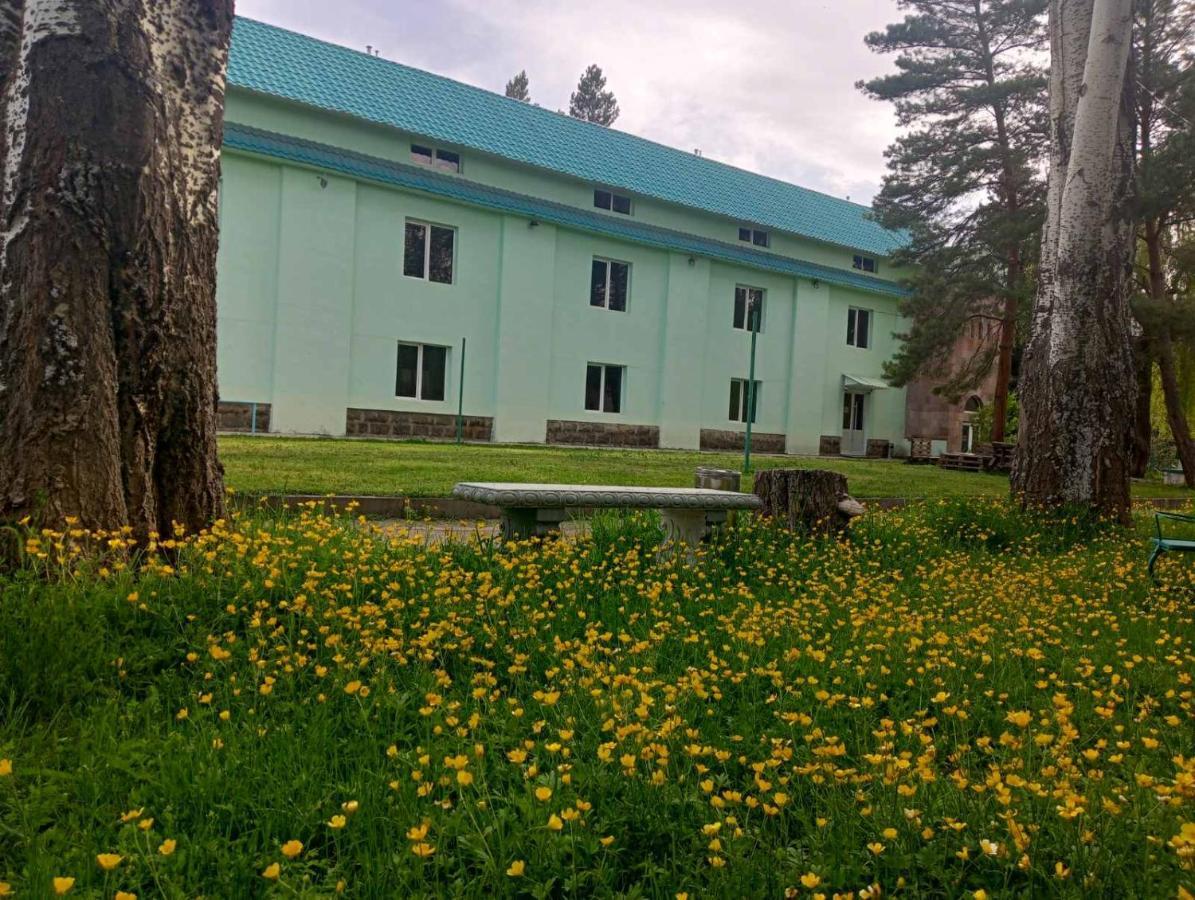 N&R Rest House Cahkadzor Kültér fotó